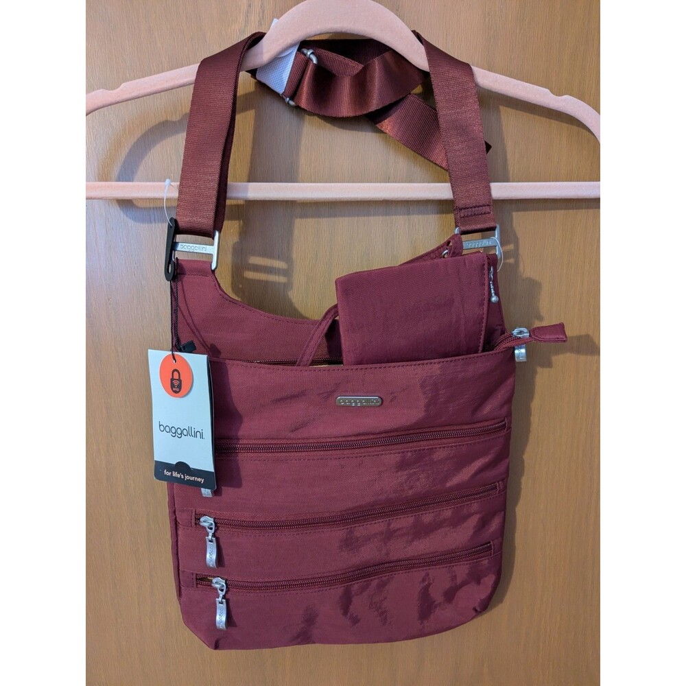 New Baggallini Big Zipper Bagg Crossbody With Wristlet Burgundy